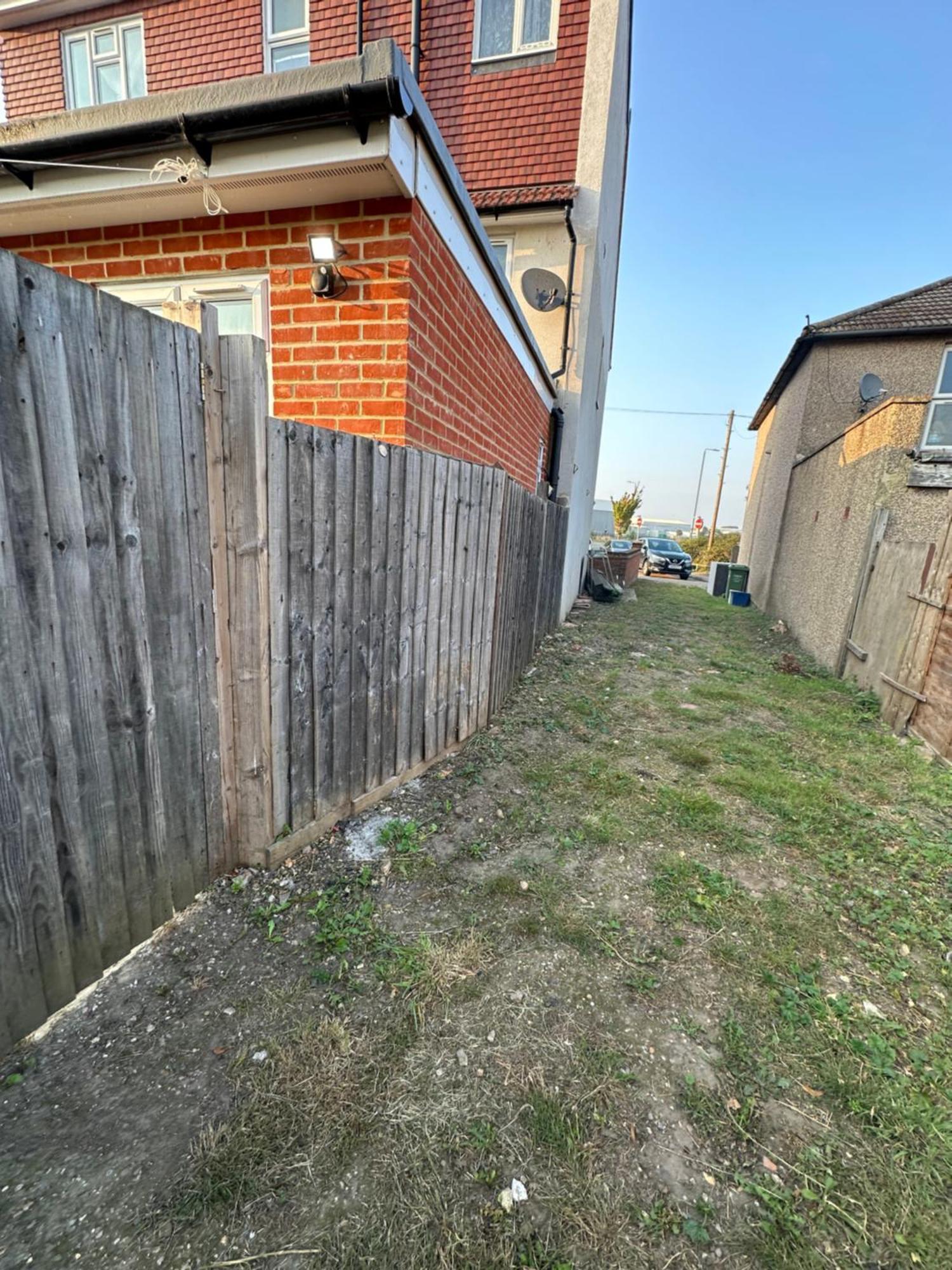 Luxury Ensuite Studio In Crayford Dartford Bexley London With Full Kitchen And Side Garden Alleyway Entrance Erith المظهر الخارجي الصورة
